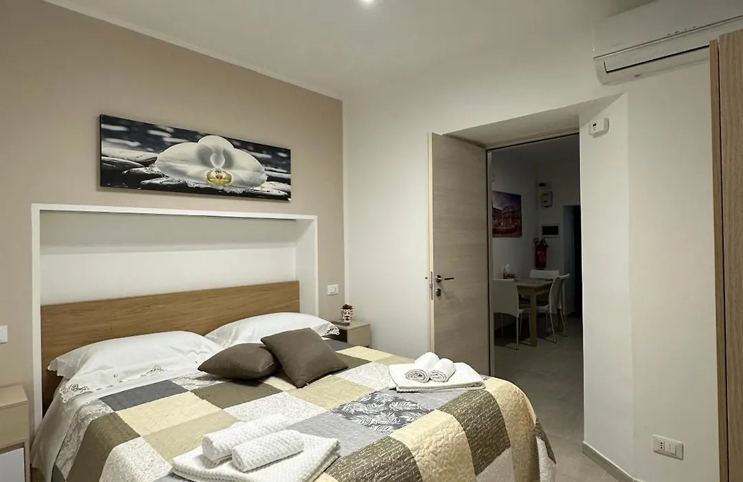 A Little Modern House-1